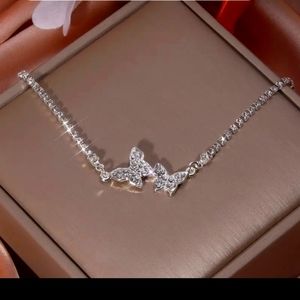 NEW Double Butterfly Rhinestone Bracelet